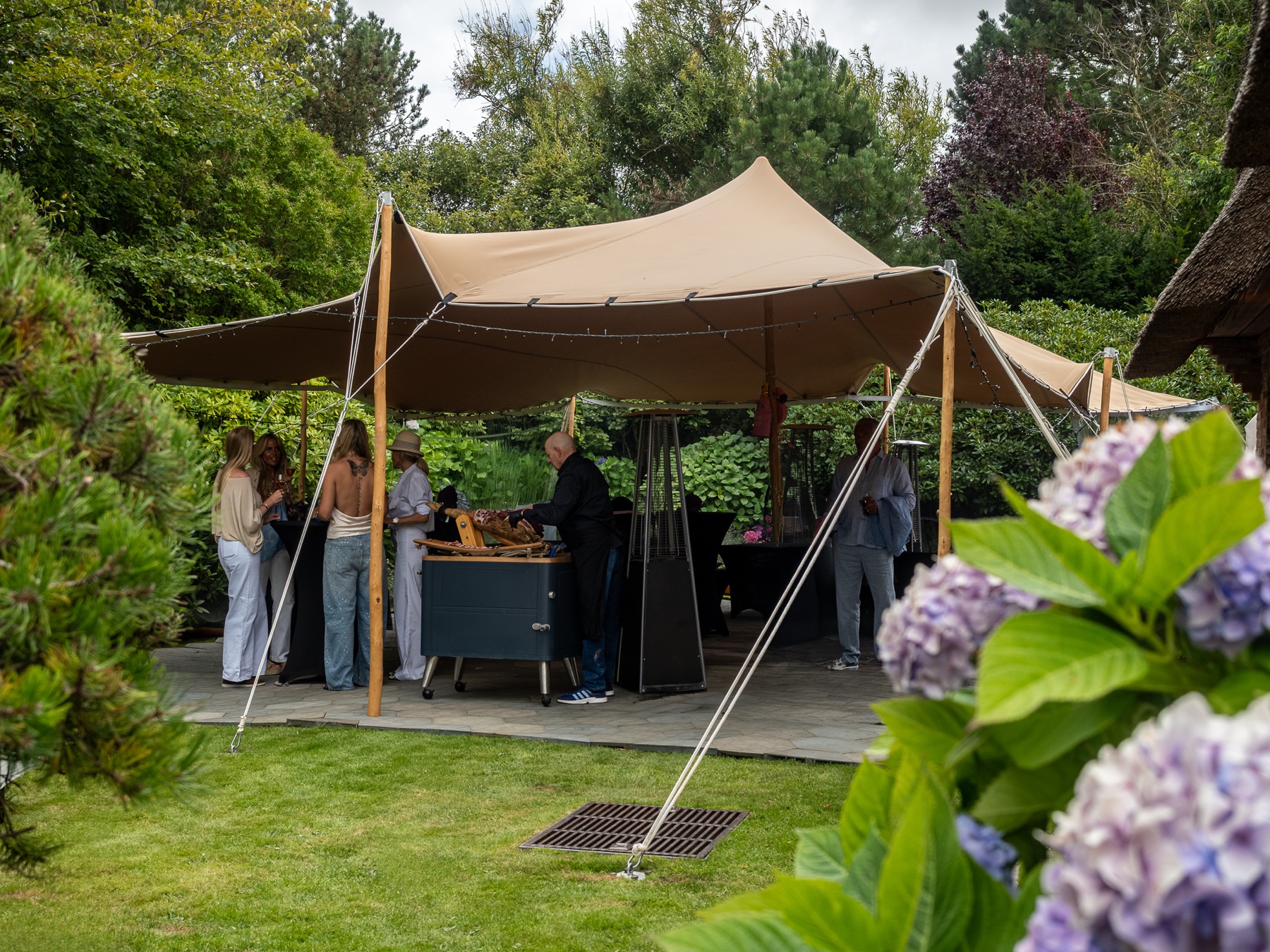 Zelt und Setup von RÅ Catering Sylt
